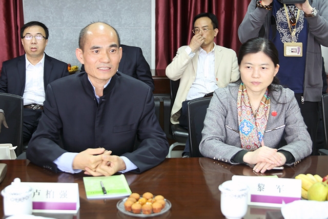 全国政协副主席齐续春莅临诺普信视察:越困难的时候越有机遇,三农必须坚持创新发展 全国政协副主席齐续春莅临诺普信视察:越困难的时候越有机遇,三农必须坚持创新发展