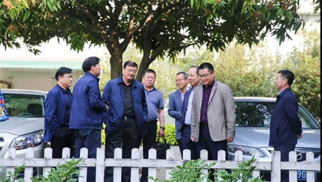 嫩江县委县政府主要领导来司考察,共商高质量农业发展方向 嫩江县委县政府主要领导来司考察,共商高质量农业发展方向