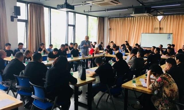 田田圈2018年第一季度工作会议隆重召开,响应时代召唤,携手建功立业! 田田圈2018年第一季度工作会议隆重召开,响应时代召唤,携手建功立业!